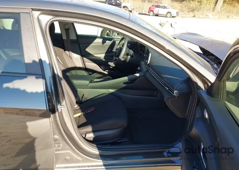 2025 Hyundai Elantra Hybrid Blue from USA, damaged, VIN KMHLM4DJ5SU147644